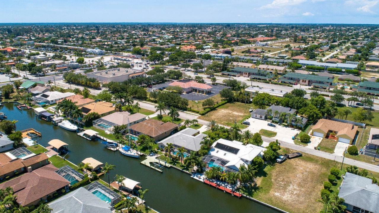 Key Largo Sw Cape - Waterfront Private Home Locally Owned & Managed, Fair & Honest Pricing Cape Coral Bagian luar foto